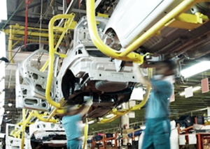 Automobilhersteller. Rückgewinnung von Härteöl