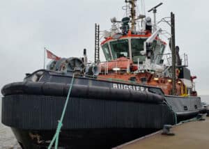 Gear oil filtration, thrusters, harbour tug