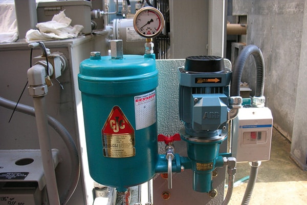 ölpflegesystem zur filtration von turbinenöl, varnish eliminitation unit