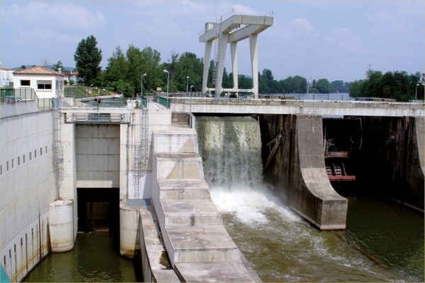 hydrauliköl entwässern und reinigen, regelsystem, wasserkraft-talsperre