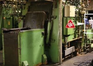Härteöl-Filtration, diskontinuierlicher Kammerofen ipsen